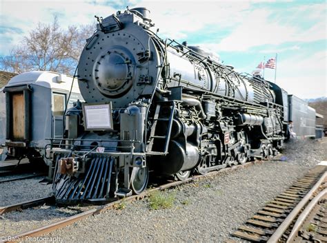 santa fe 2-10-4 steam locomotive